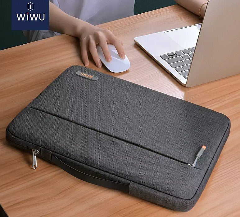 Pilot Laptop Sleeve