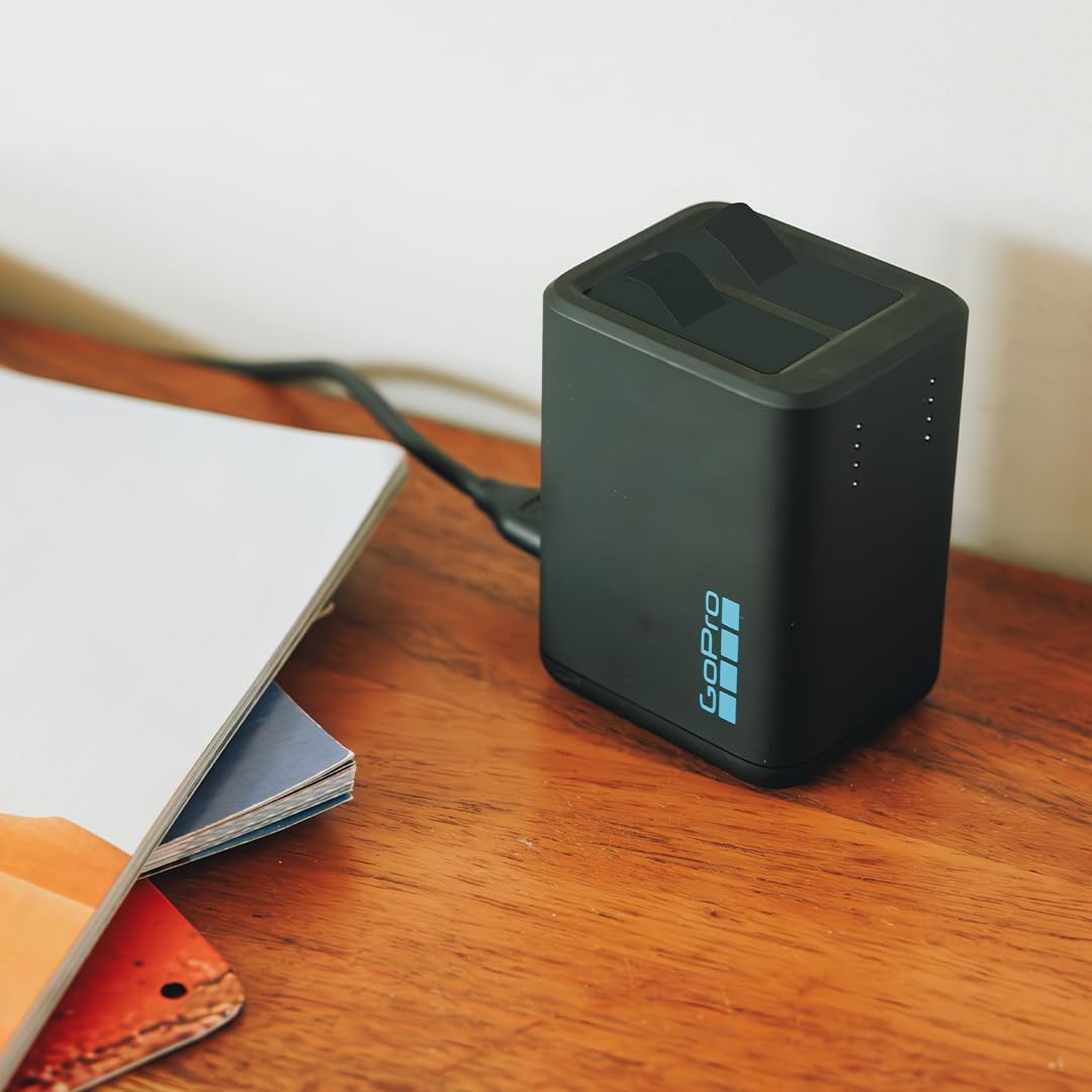 GoPro Dual Battery Charger + 2 Enduro Batteries (HERO 13 Black)